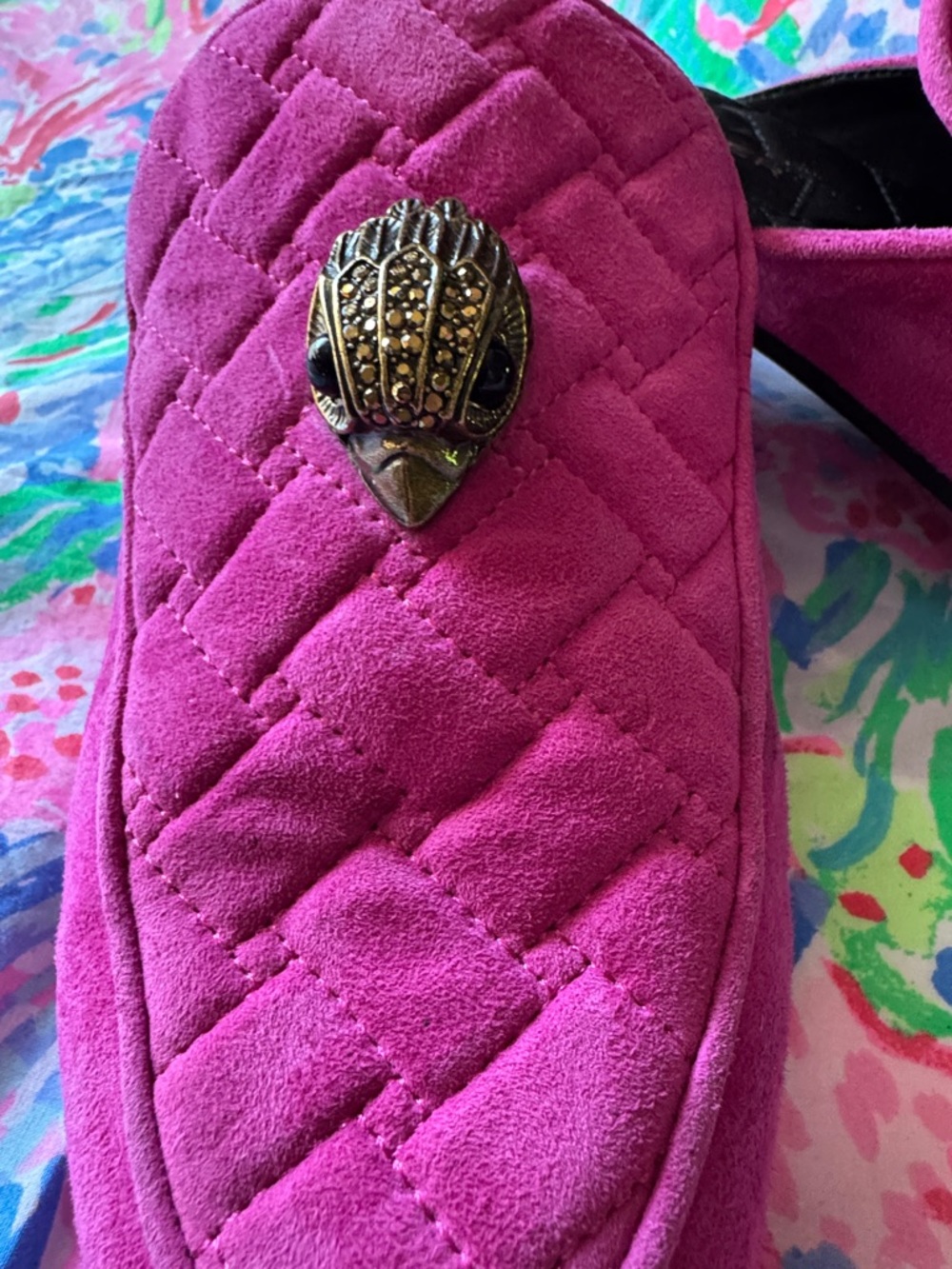 Kurt Geiger Magenta Quilted Velvet Slip-On Mules with Decorative Emblem - Picture 4 of 6